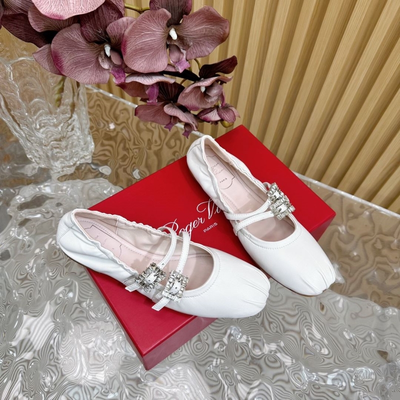 roger u1u1er flat shoes